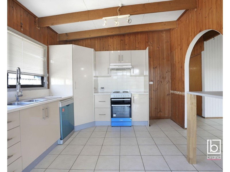 11 Katoomba Avenue, San Remo NSW 2262