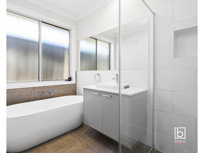 55 Figtree Boulevard, Wadalba NSW 2259
