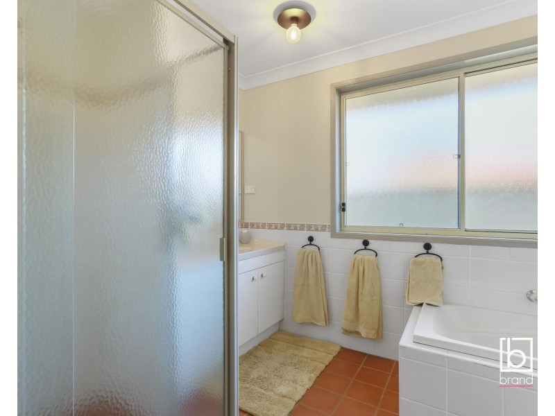 68 White Swan Avenue, Blue Haven NSW 2262