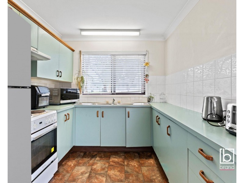 9 Nacooma Road, Buff Point NSW 2262