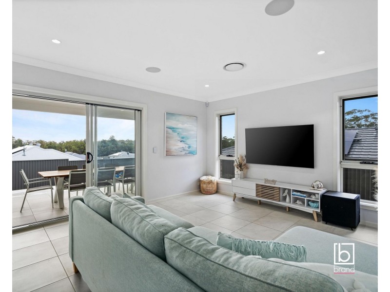 40 White Fig Drive, Berkeley Vale NSW 2261