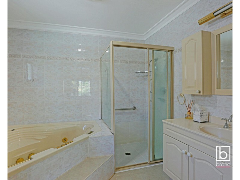 24 Diamond Head Drive, Budgewoi NSW 2262