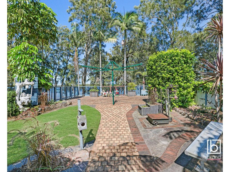 24 Diamond Head Drive, Budgewoi NSW 2262