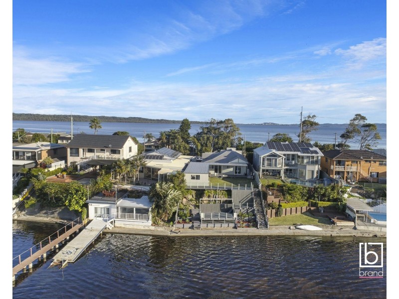 122 Main Road, Toukley NSW 2263