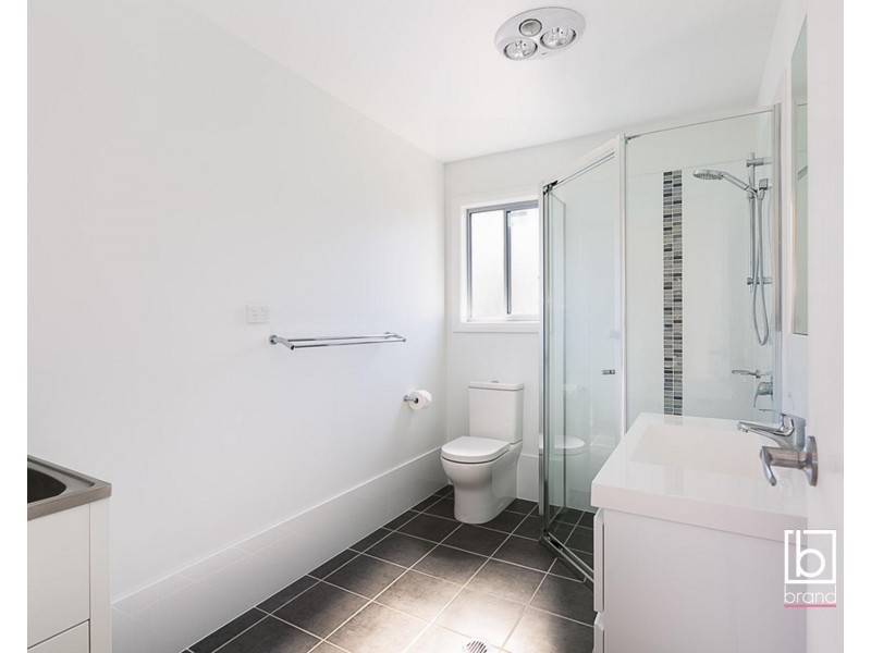 296a Buff Point Ave, Buff Point NSW 2262