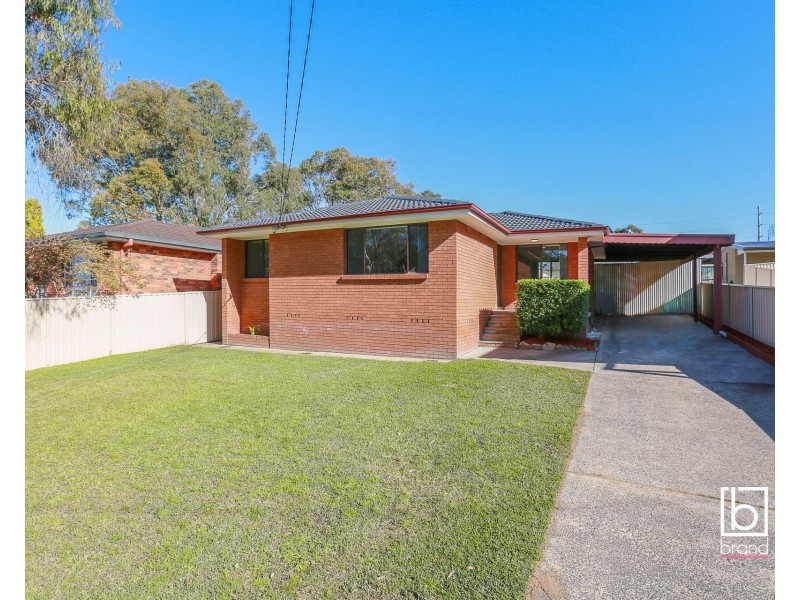 12 Parkside Drive, Charmhaven NSW 2263