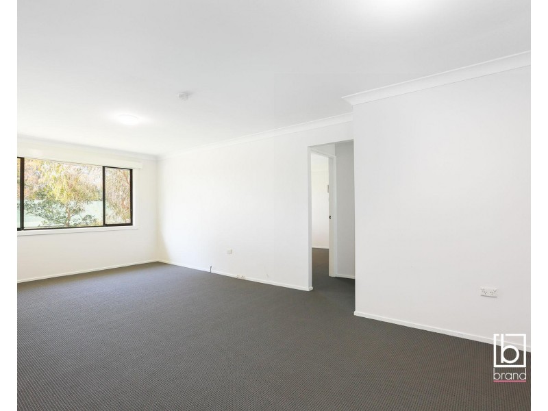 12 Parkside Drive, Charmhaven NSW 2263