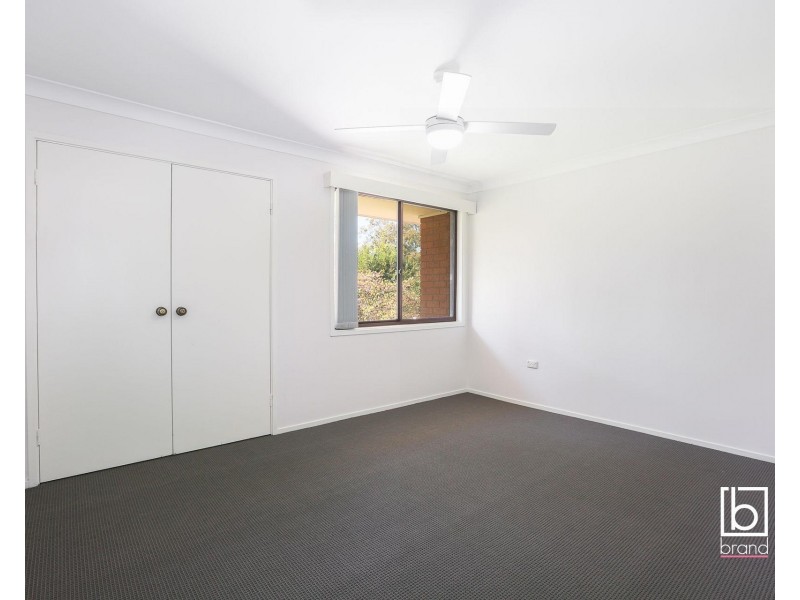 12 Parkside Drive, Charmhaven NSW 2263