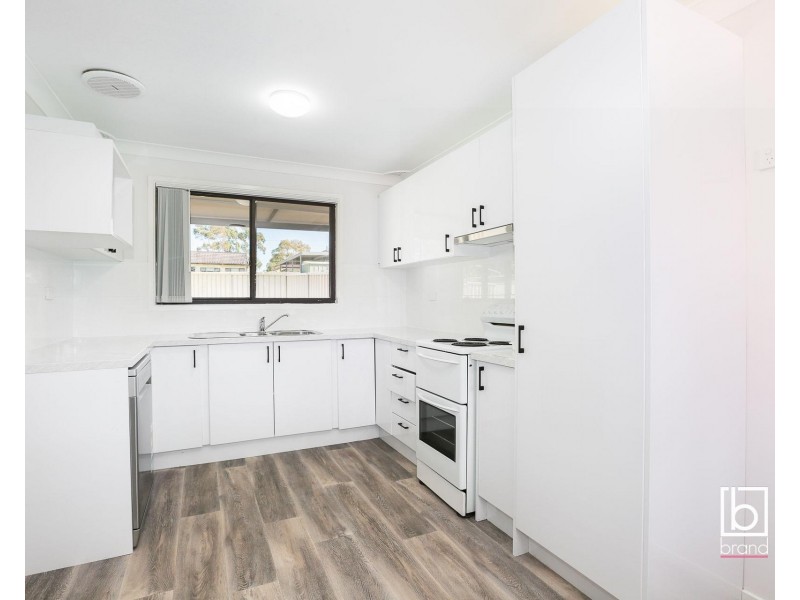 12 Parkside Drive, Charmhaven NSW 2263