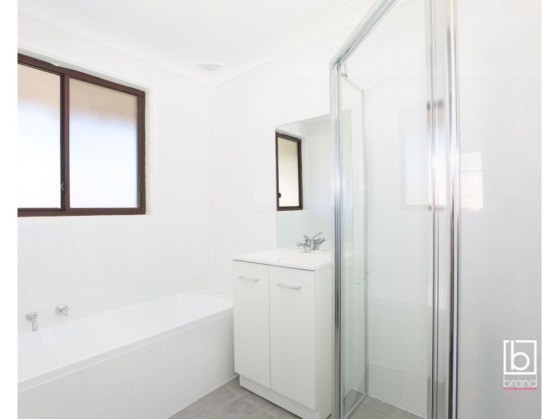 12 Parkside Drive, Charmhaven NSW 2263