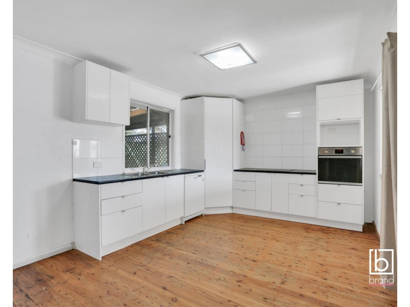 216 Wallarah Road, Gorokan NSW 2263
