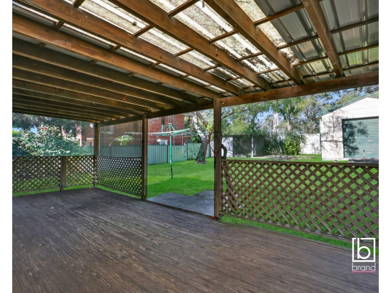 216 Wallarah Road, Gorokan NSW 2263