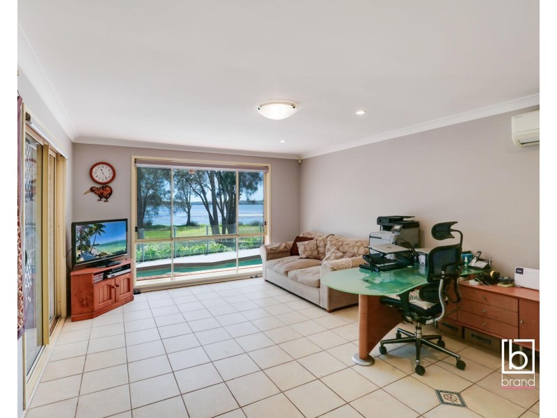 27 Panorama Avenue, Charmhaven NSW 2263
