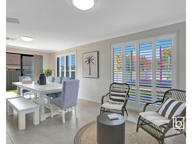 31 Quarterhorse Parade, Wadalba NSW 2259