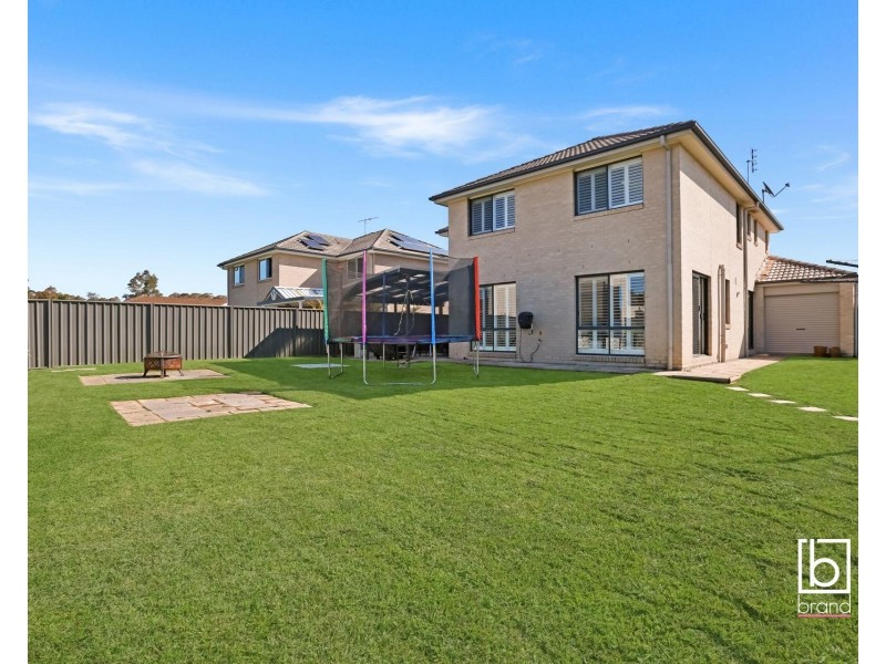 31 Quarterhorse Parade, Wadalba NSW 2259