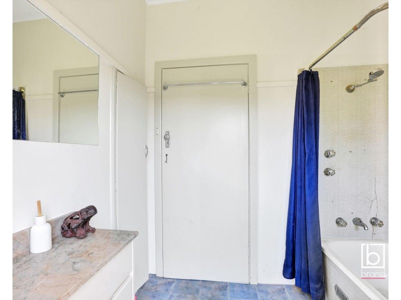 75 Wallarah Road, Gorokan NSW 2263