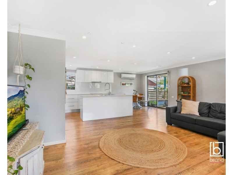 72 Pinehurst Way, Blue Haven NSW 2262