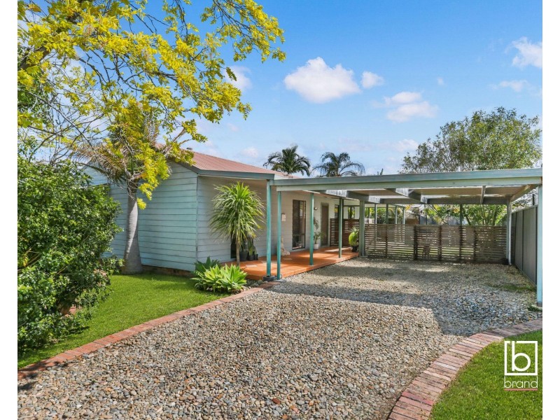 72 Pinehurst Way, Blue Haven NSW 2262