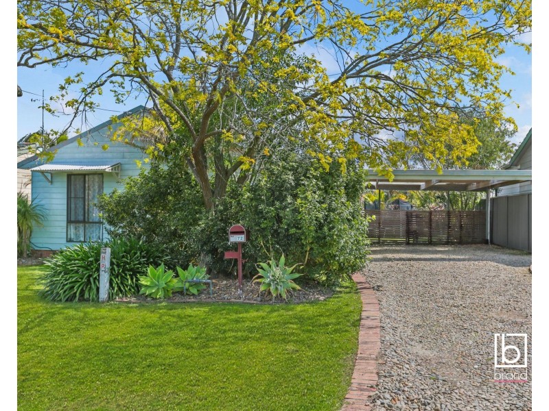 72 Pinehurst Way, Blue Haven NSW 2262