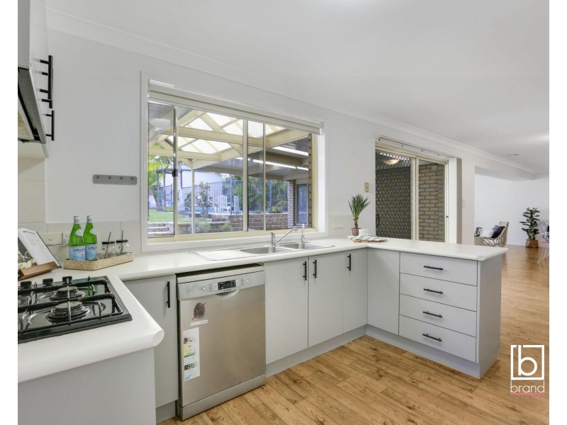 22 MacDougall Crescent, Hamlyn Terrace NSW 2259