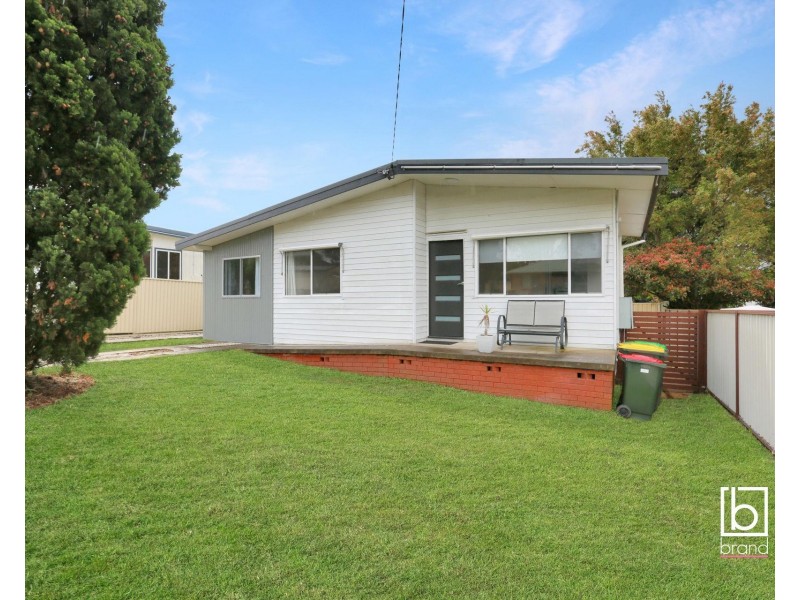 1 Jacqueline Avenue, Gorokan NSW 2263