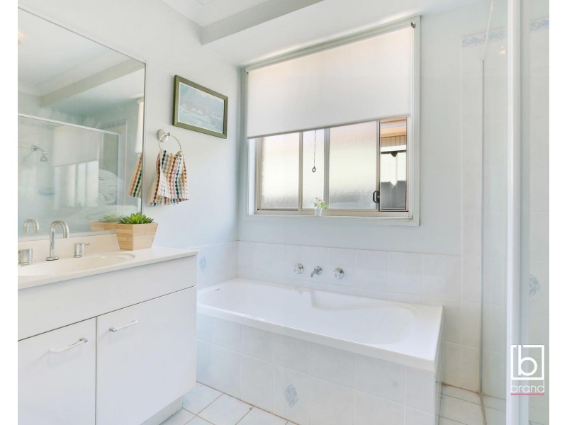 7 Nagle Crescent, Blue Haven NSW 2262