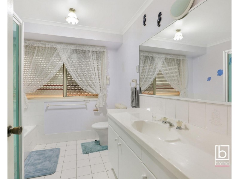 13 Kirrajong Place, San Remo NSW 2262