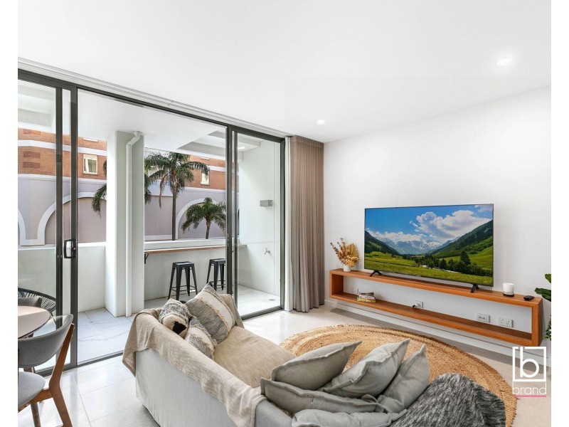 205/6-8 Pine Tree Lane, Terrigal NSW 2260