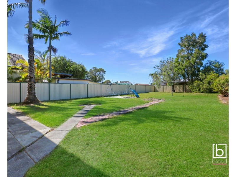 18 Ourringo Avenue, Lake Haven NSW 2263