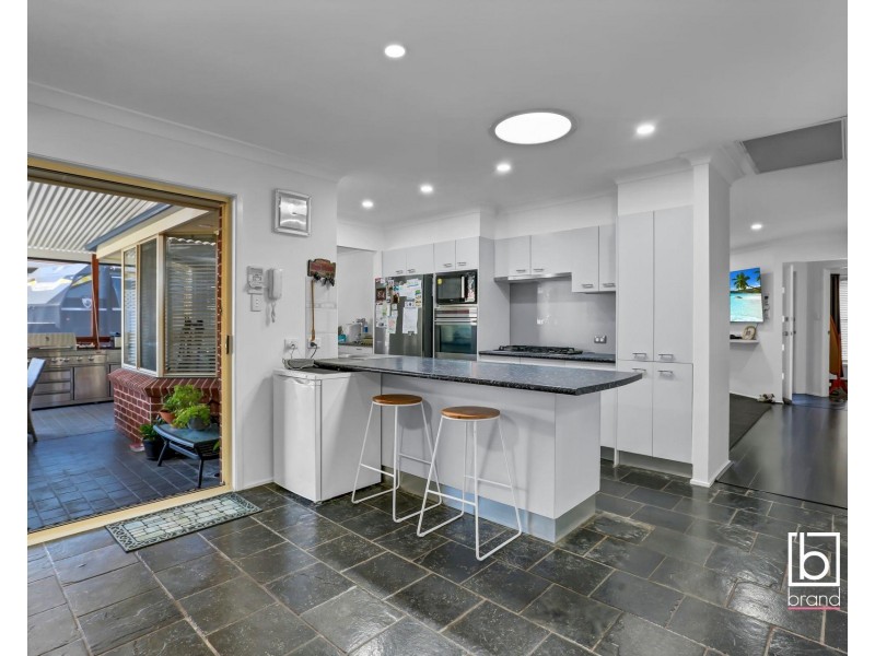 19 Oxford Drive, Lake Haven NSW 2263