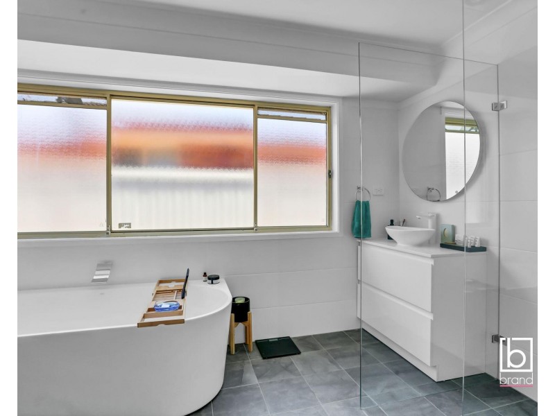 19 Oxford Drive, Lake Haven NSW 2263