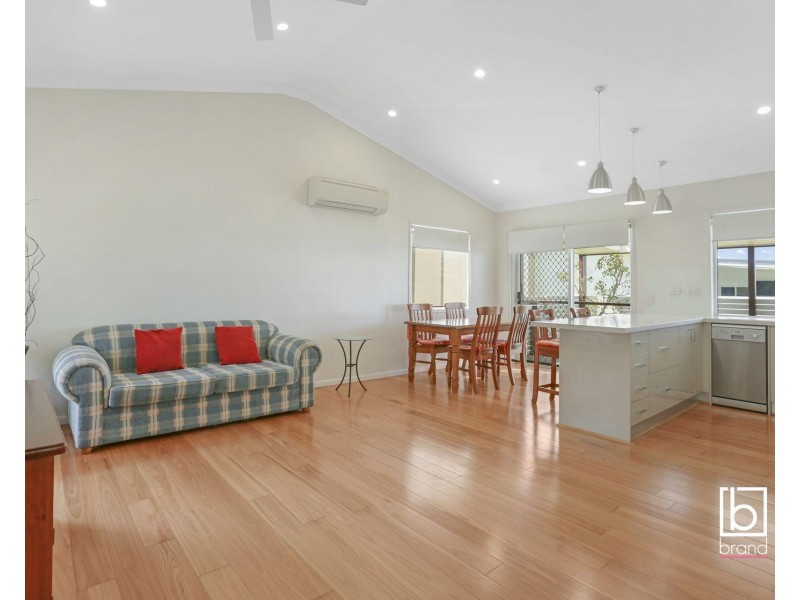 306/25 Mulloway Road, Chain Valley Bay NSW 2259