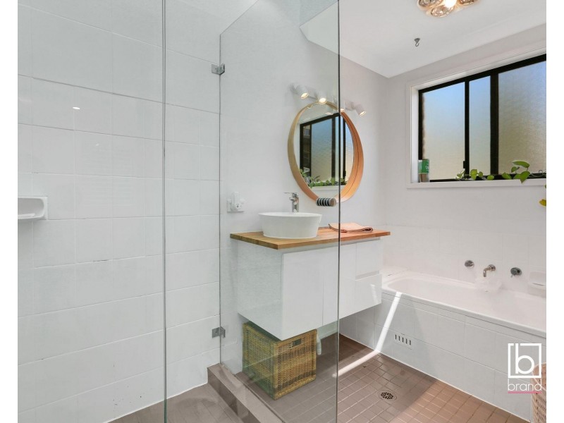 73 Old Gosford Road, Wamberal NSW 2260