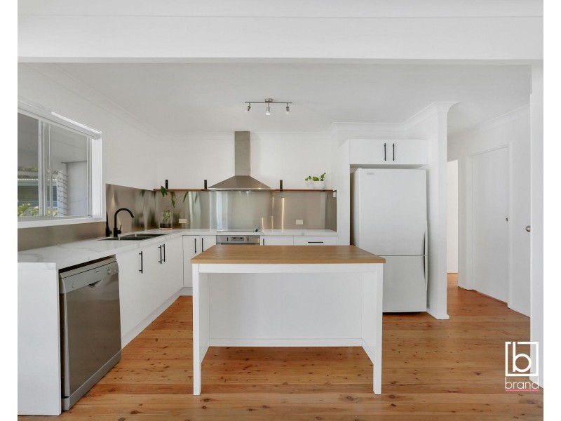 31 Vernon Avenue, Gorokan NSW 2263