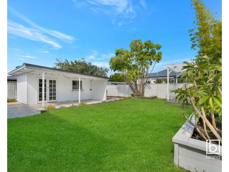 31 Vernon Avenue, Gorokan NSW 2263