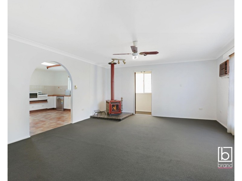 4 Birdwood Drive, Blue Haven NSW 2262