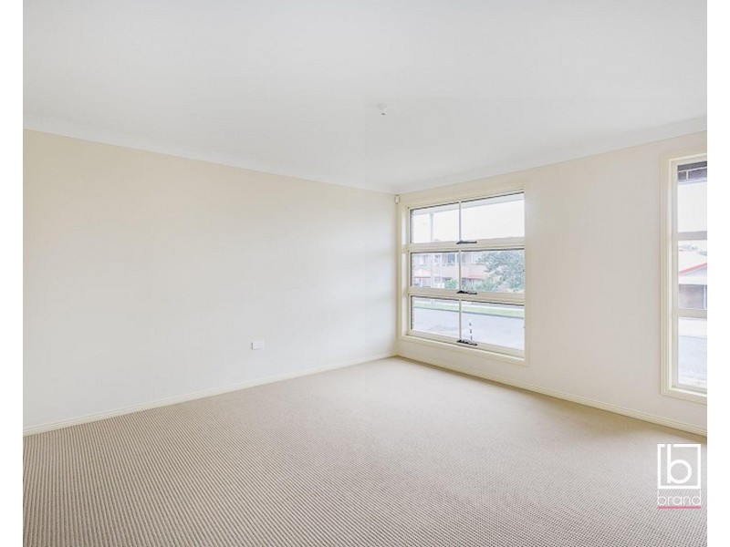 2 Northcott Avenue, Watanobbi NSW 2259