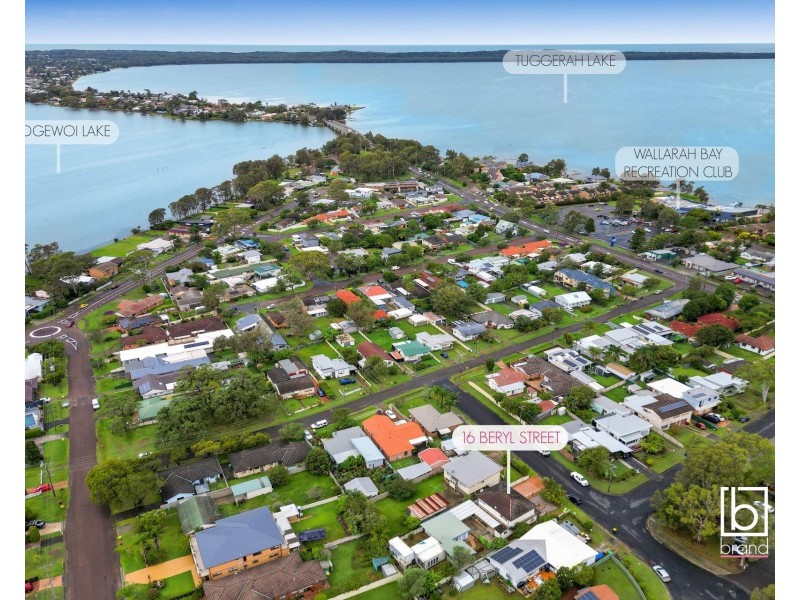 16 Beryl Street, Gorokan NSW 2263