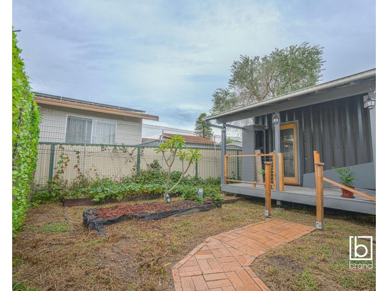 16 Beryl Street, Gorokan NSW 2263
