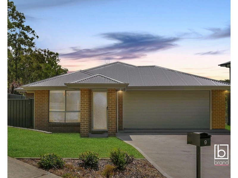 9 Cooyal Avenue, Woongarrah NSW 2259