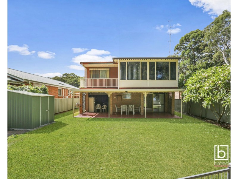 4 Sunset Parade, Chain Valley Bay NSW 2259