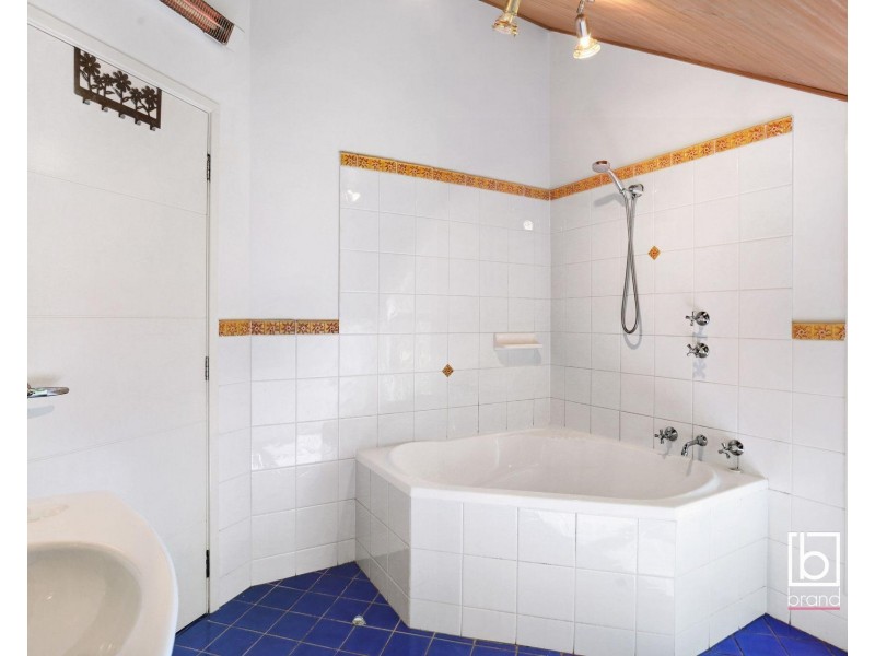 76 Pleasant Valley Road, Fountaindale NSW 2258