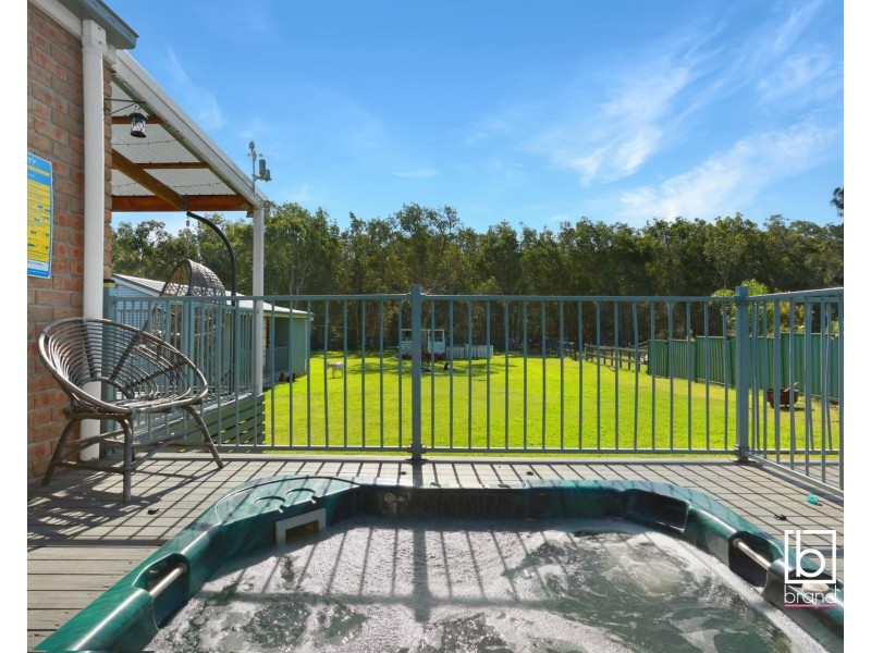 429 Tuggerawong Road, Tuggerawong NSW 2259