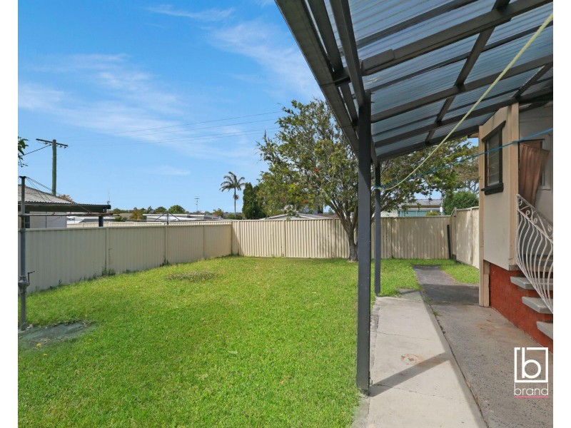 33 Athol Street, Toukley NSW 2263