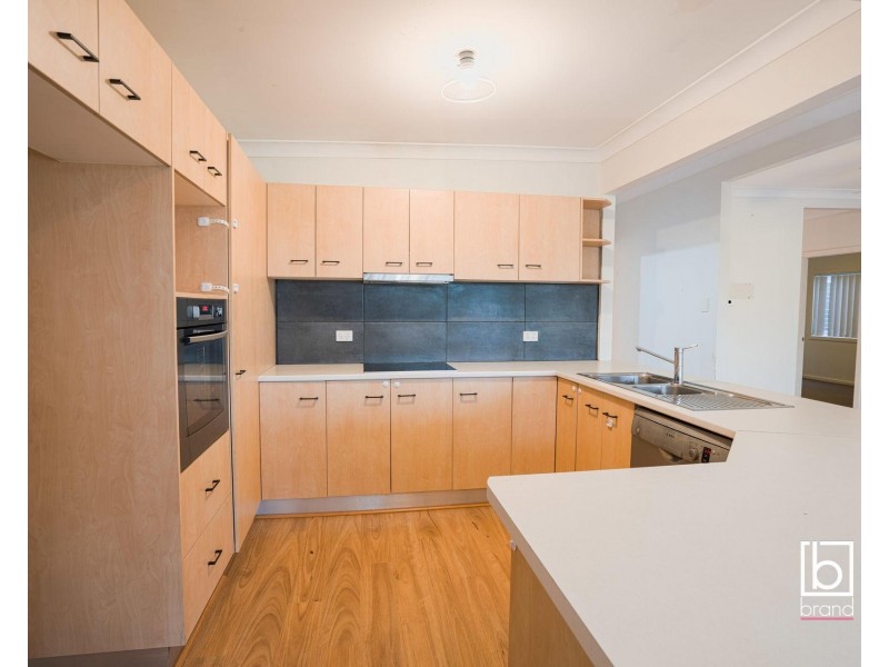 64 Dampier Boulevard, Killarney Vale NSW 2261