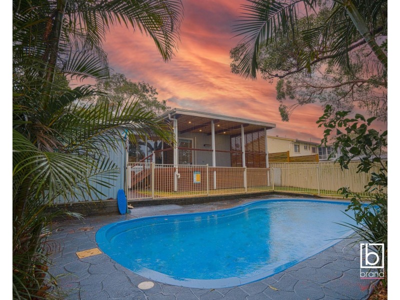 64 Dampier Boulevard, Killarney Vale NSW 2261