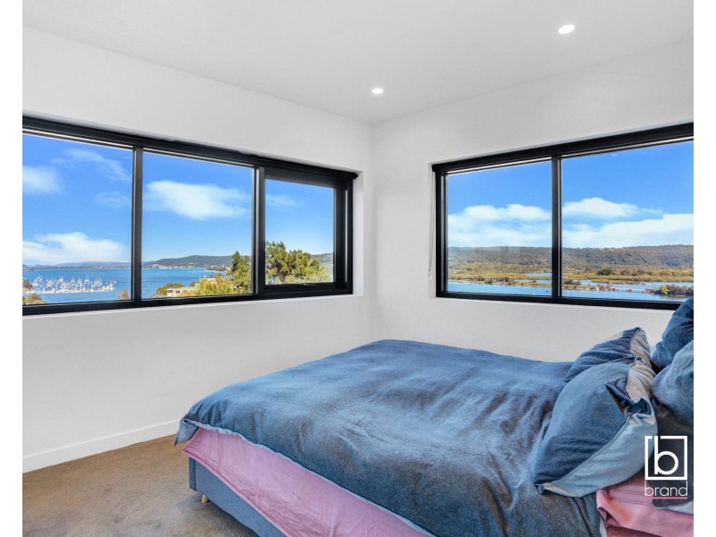 707/25 Mann Street, Gosford NSW 2250