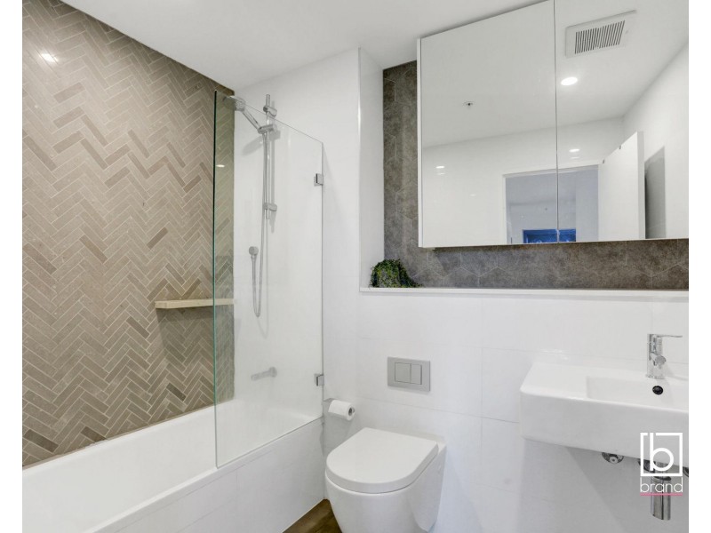 707/25 Mann Street, Gosford NSW 2250