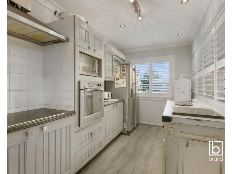 14 Seventh Avenue, Toukley NSW 2263