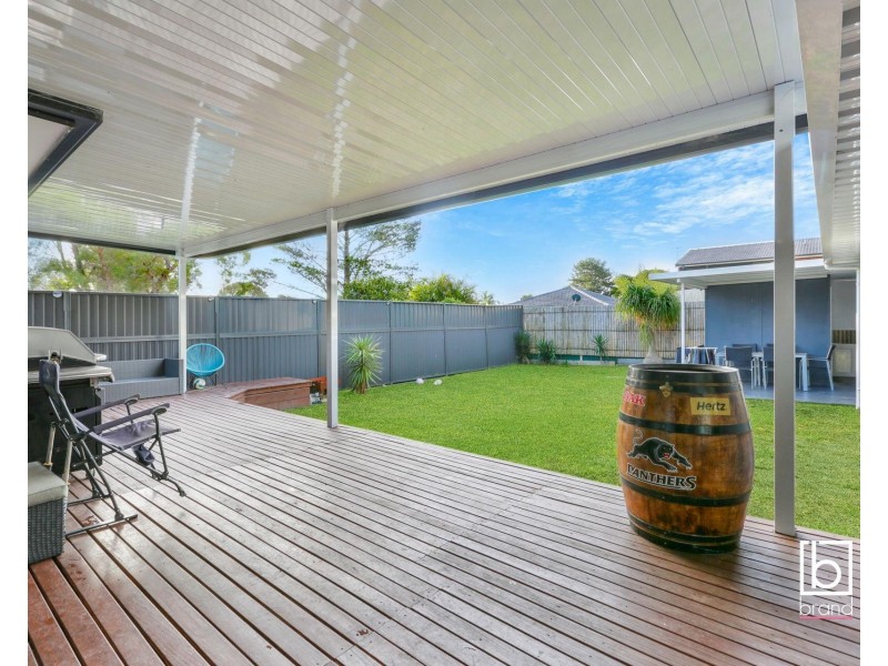 14 Seventh Avenue, Toukley NSW 2263